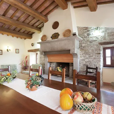 Large Farmhouse In With Swimming Pool *