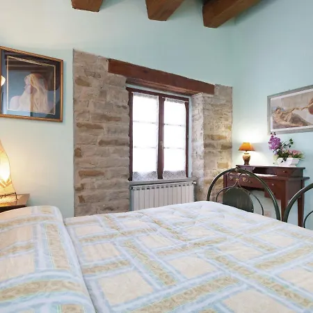 Large Farmhouse In With Swimming Pool